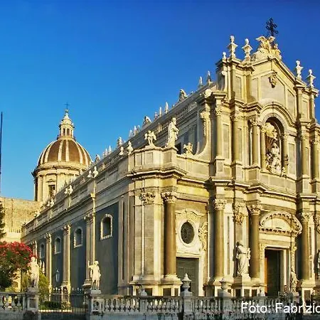 Exclusive House In The Center * Catania