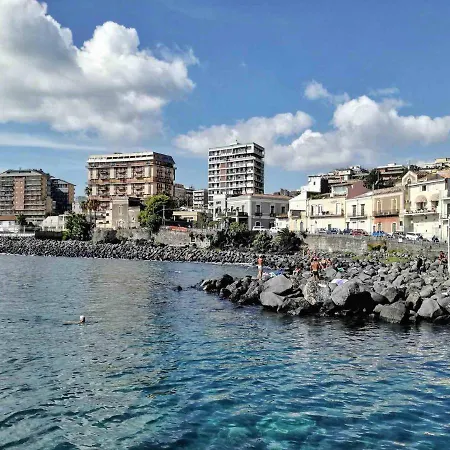 Exclusive House In The Center Apartment Catania